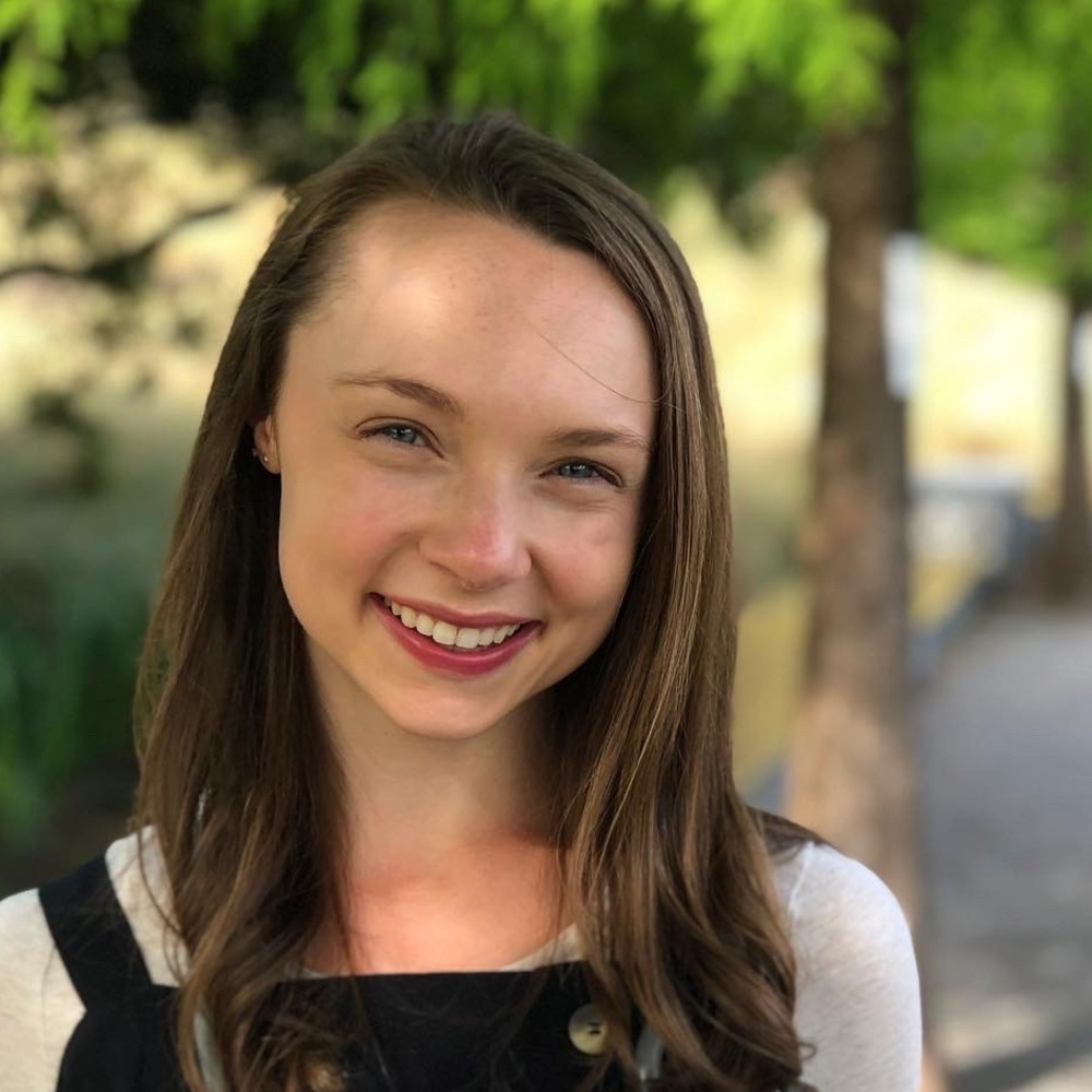 Meet your Posher, Julia
